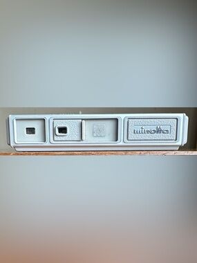 Minolta Pocket Pak 40 Compact 110 Film Portable Pocket Size Point & Shoot Camera